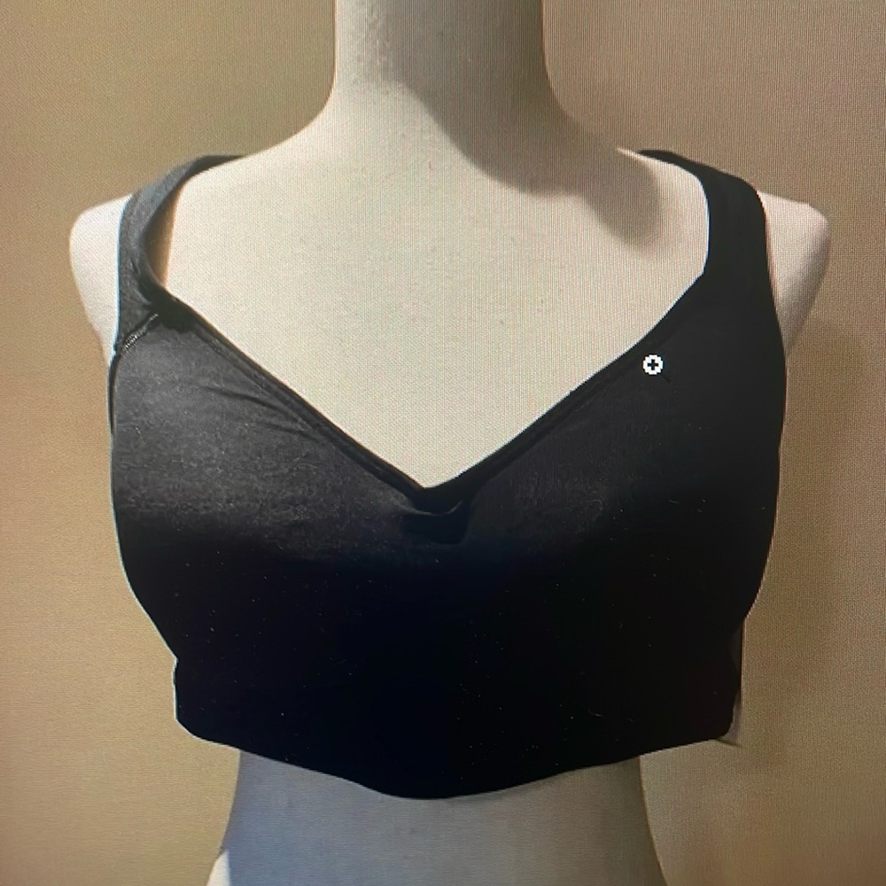 Old Navy sports bra NWT